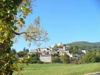 Le Poet-Laval, le vieux village